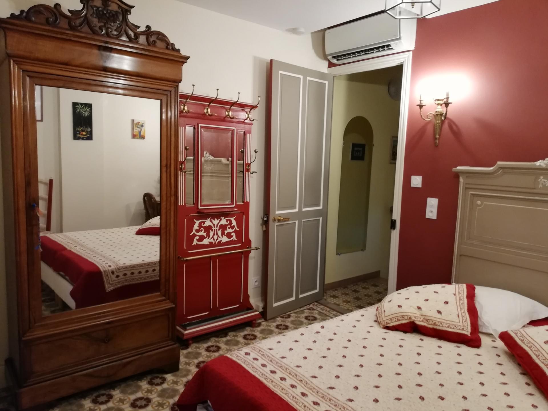 Chambre au style rétro du gîte Le coin rétro au Thor